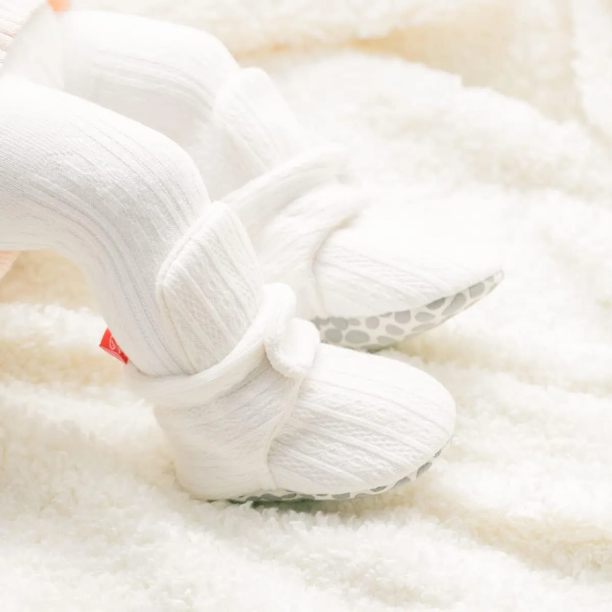 Babelvit Newborn Baby Boy Girl Soft Fleece Booties Stay On Infant Slippers Socks Shoe Non Skid Gripper Toddler First Walkers Winter Ankle Crib Shoes