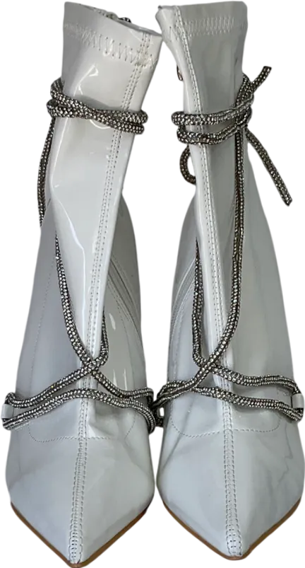 Fashion Nova White Call It A Date Booties UK 8 EU 41 👠