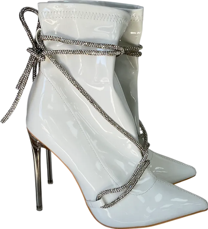 Fashion Nova White Call It A Date Booties UK 8 EU 41 👠